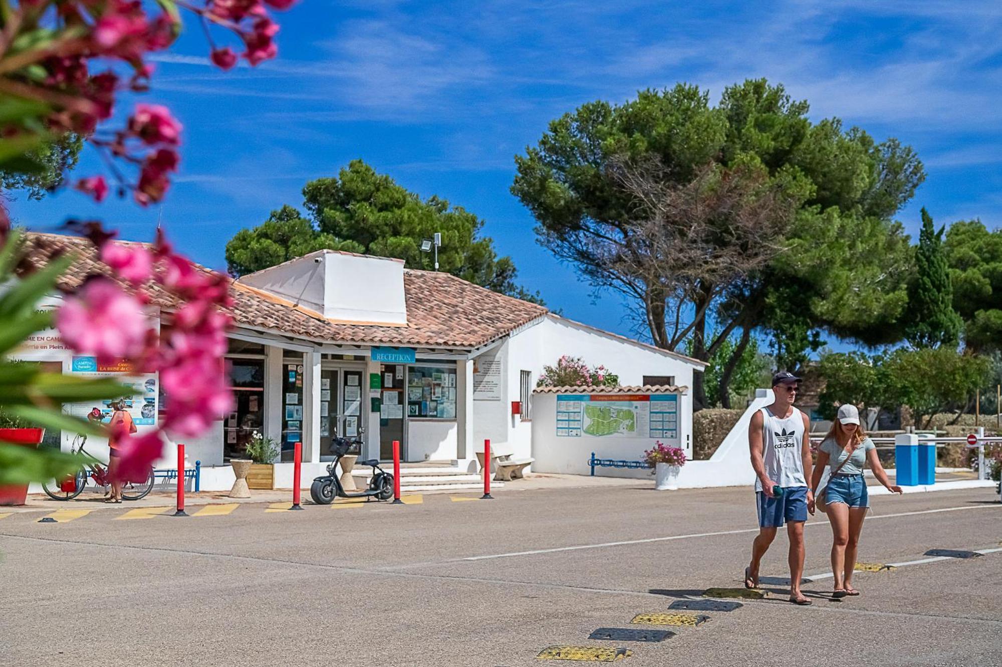 Oh! Campings La Brise Saintes-Maries-de-la-Mer Buitenkant foto